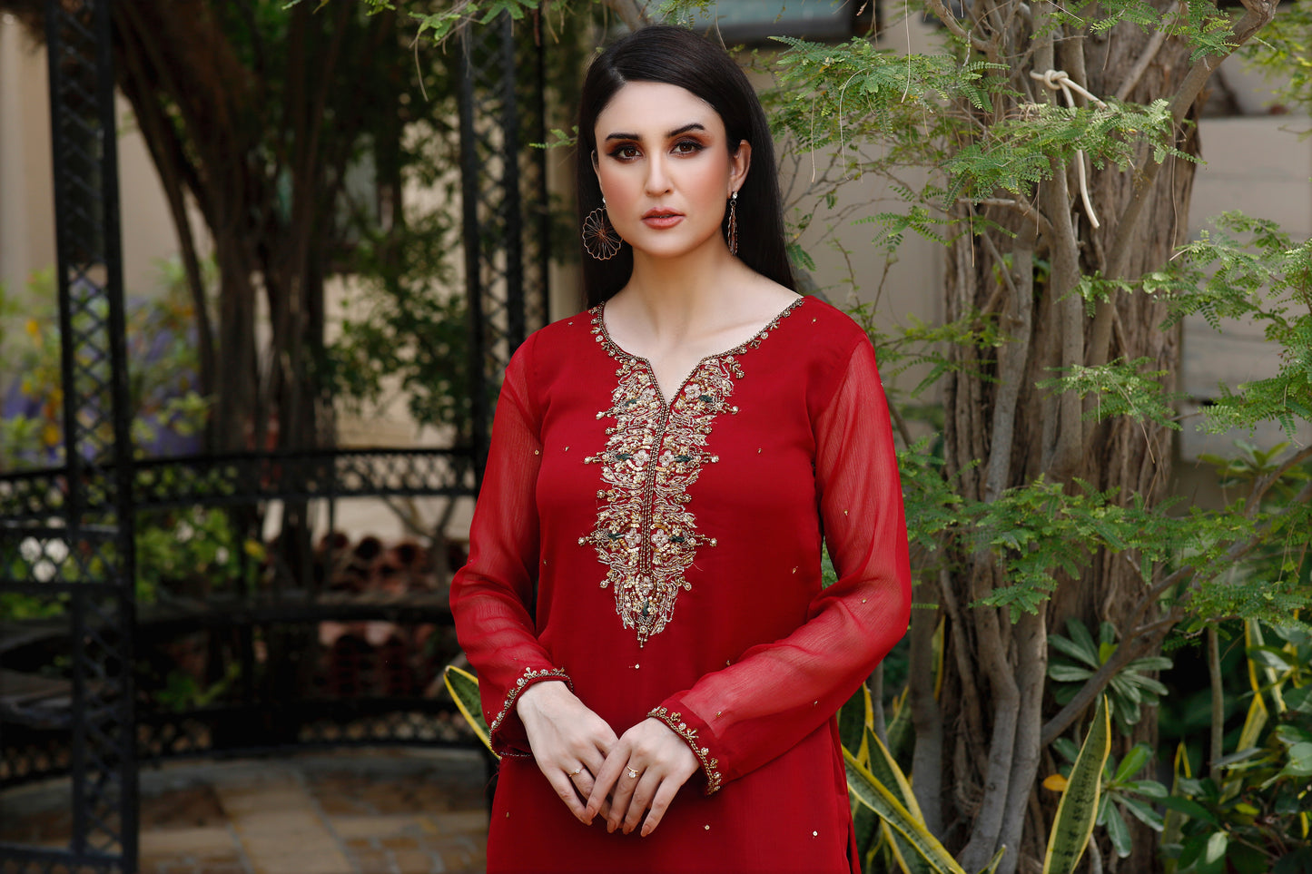 Elegant Maroon 2-Piece Chiffon Partywear