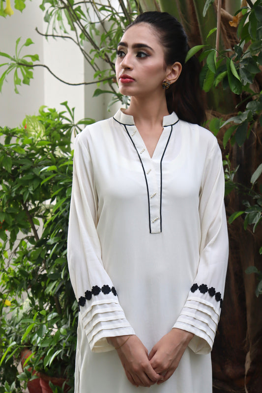 AVA – 2 PC Suit – CK20251262
