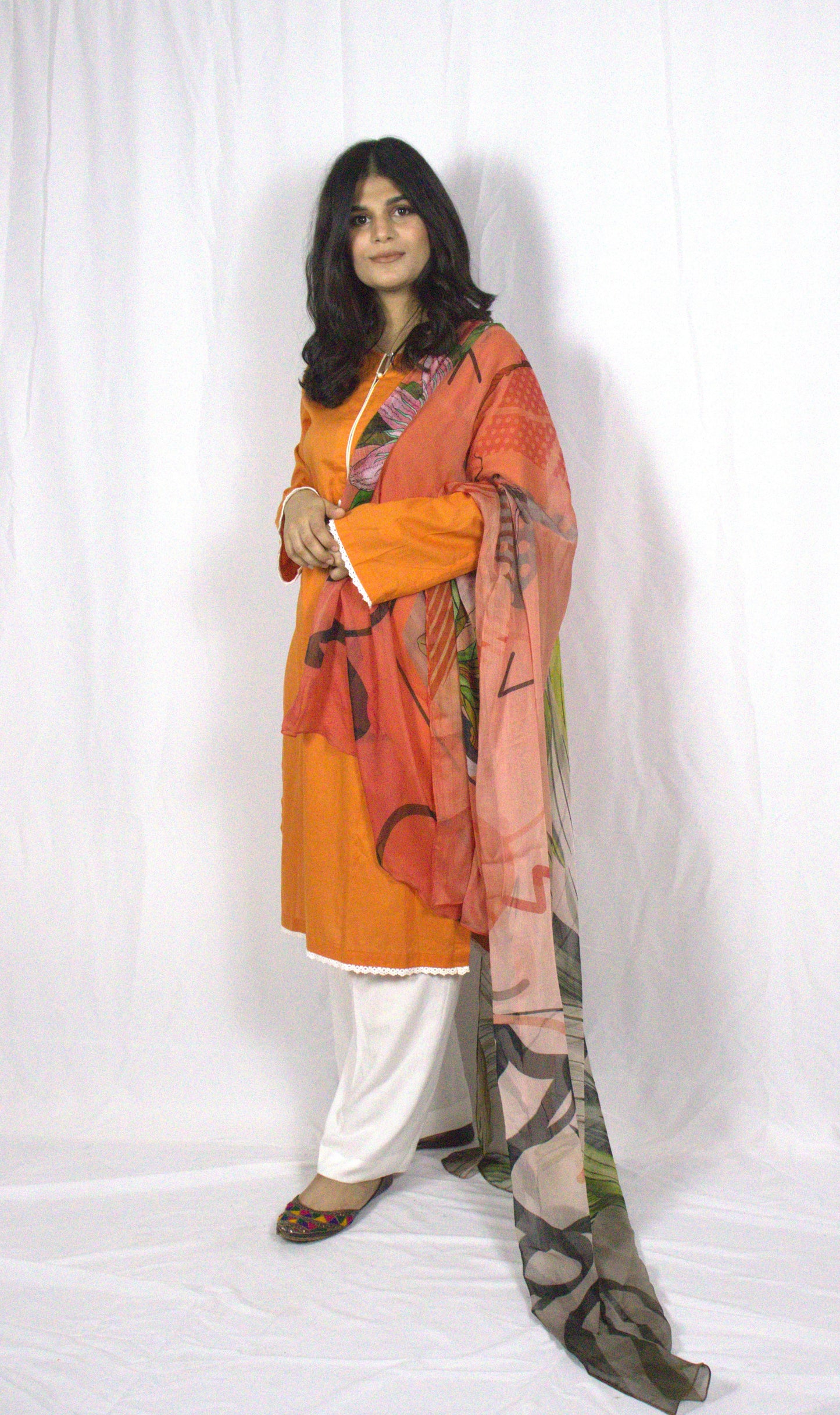 AMBER - 2 PC Suit - SC25009