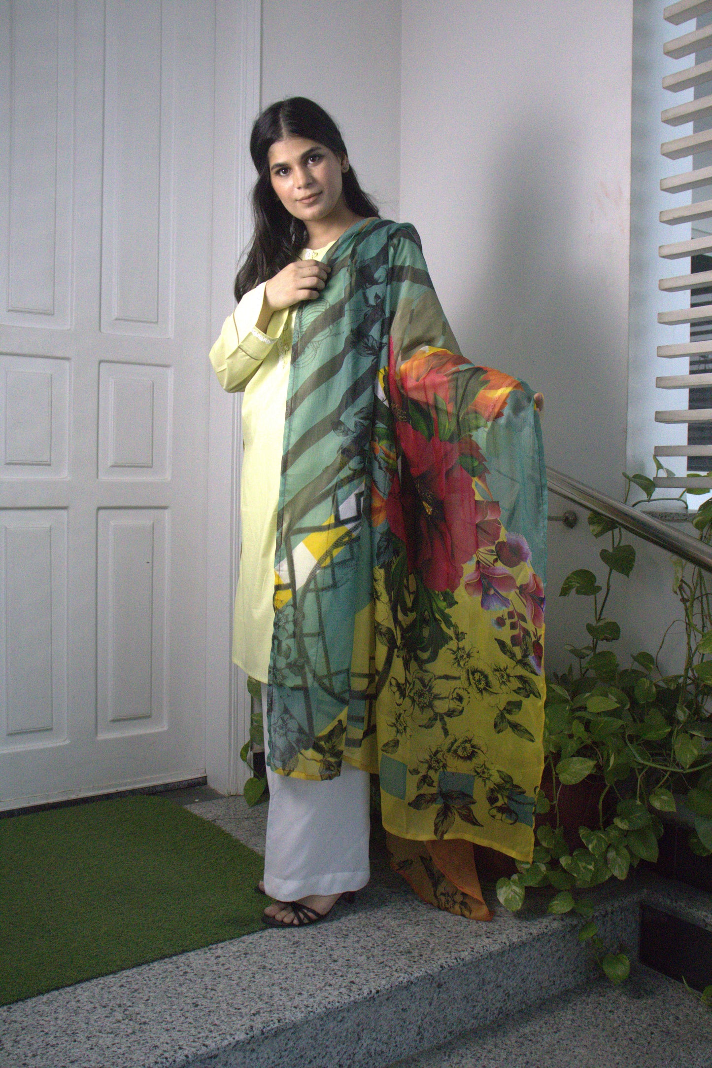 JADE - 2 PC Suit - SC25007