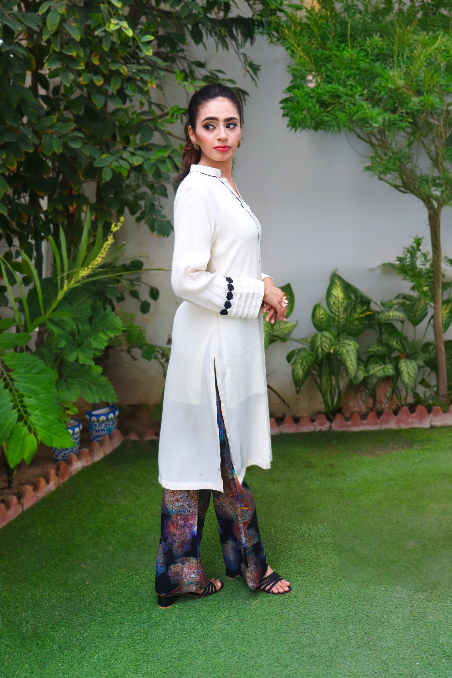 AVA – 2 PC Suit – CK20251262